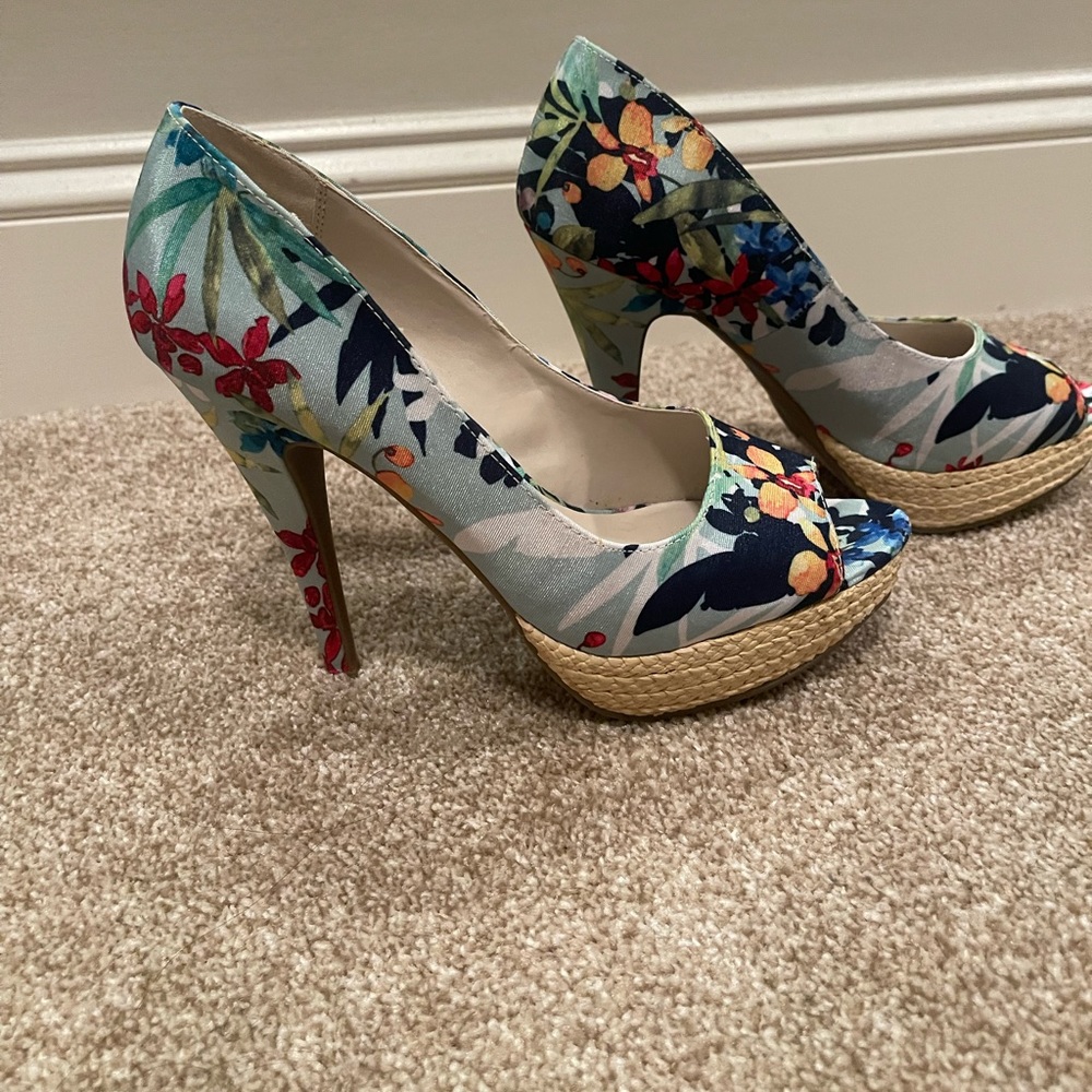 APT.9 Spring, Floral Heels